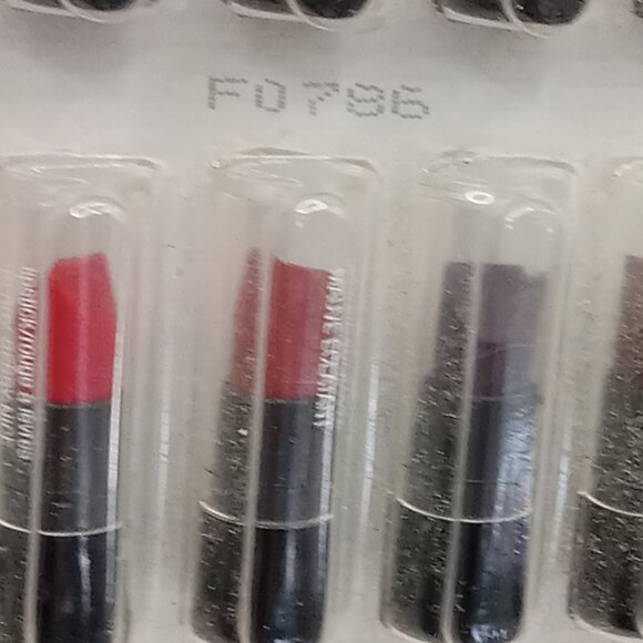 Avon ULTRA COLOR Mini LIPSTICK Sample Variety Ten Pack Assorted Colors 6g 2013 - Picture 5 of 8